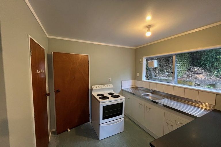 Photo of property in 11 Tralee Place, Johnsonville, Wellington, 6037