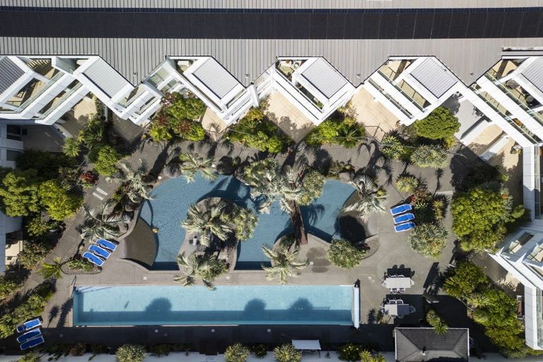 Photo of property in 210/136 Marine Parade, Mount Maunganui, 3116