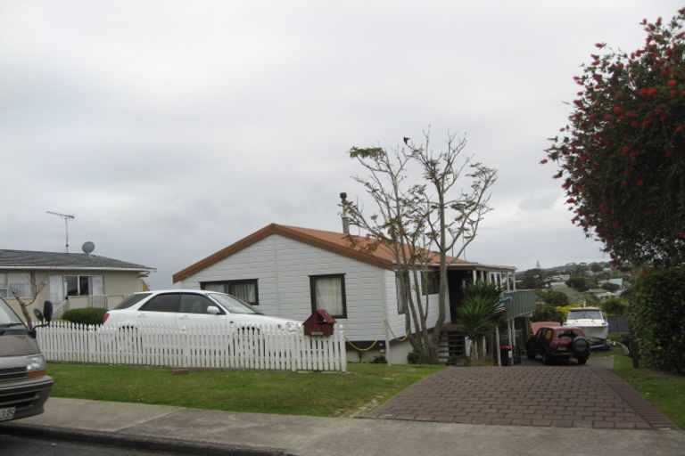 Photo of property in 19 Rakino Avenue, Manly, Whangaparaoa, 0930