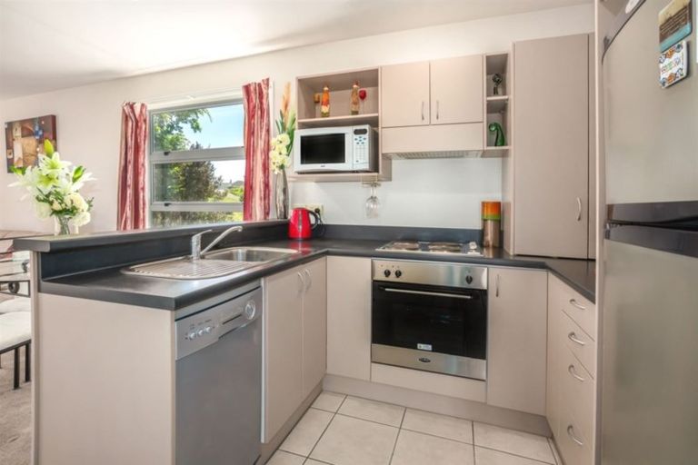 Photo of property in 47 Arawhata Road, Paraparaumu, 5032