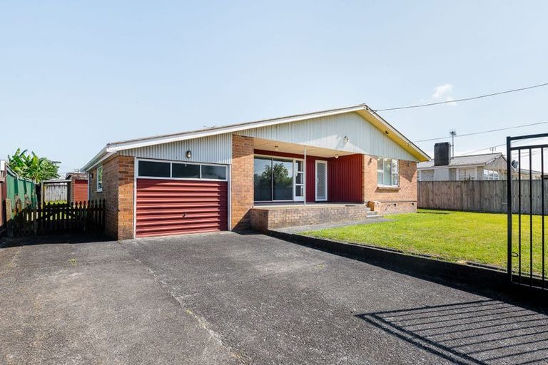 Photo of property in 3 Thornton Place, Melville, Hamilton, 3206