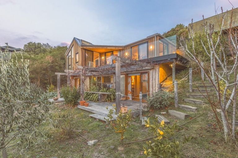 Photo of property in 155 Richmond Hill Road, Richmond Hill, Christchurch, 8081