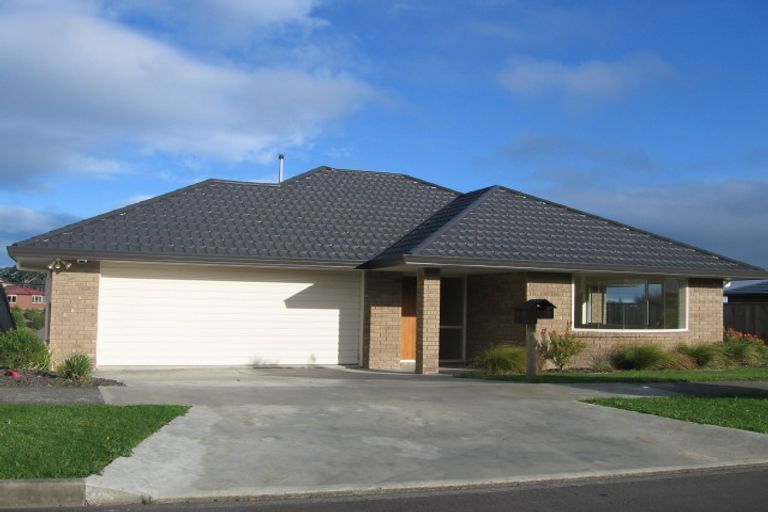 Photo of property in 158 Ruapehu Drive, Fitzherbert, Palmerston North, 4410