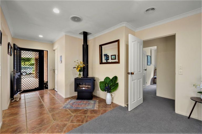 Photo of property in 94 Mccaughan Road, Kerikeri, 0294