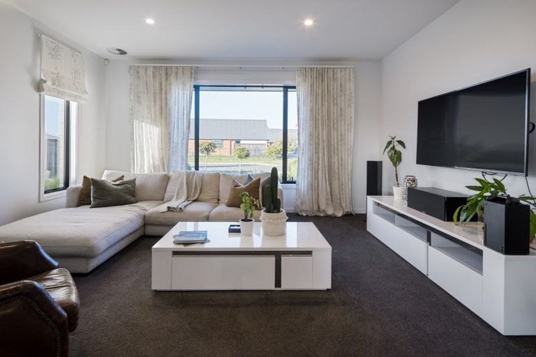 Photo of property in 47 Jarrett Terrace, Leamington, Cambridge, 3432