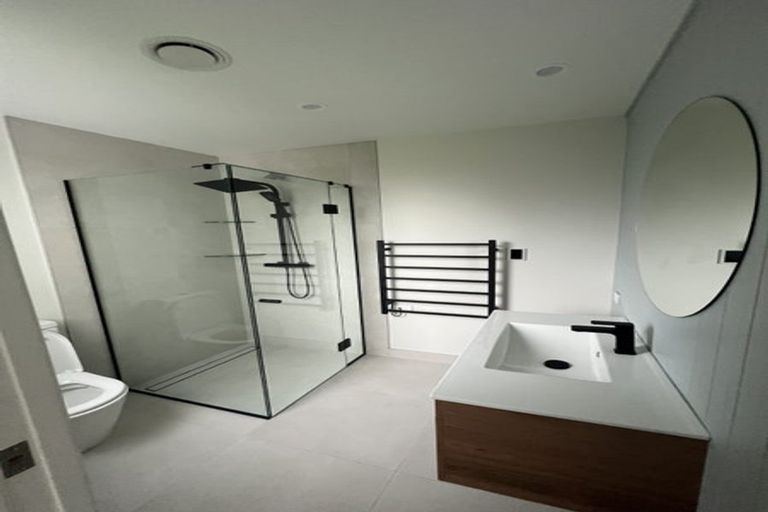 Photo of property in 46 Napier Road, Terrace End, Palmerston North, 4410