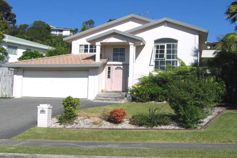 Photo of property in 14 Shannon Place, Torbay, Auckland, 0630