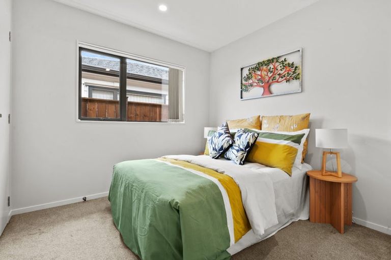 Photo of property in 41 Koroheke Road, Takanini, 2110