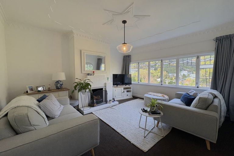 Photo of property in 26 Waitohu Road, York Bay, Lower Hutt, 5013