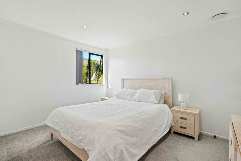 Photo of property in 46 Commissariat Road, Mount Wellington, Auckland, 1060