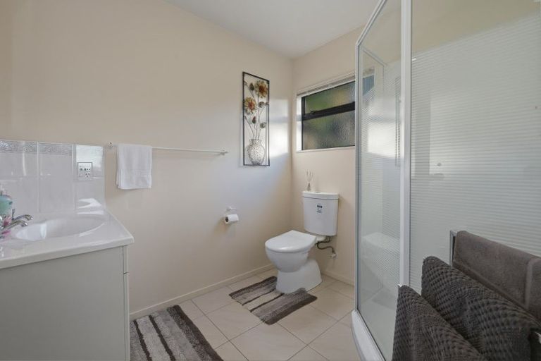 Photo of property in 29 Downing Place, Welcome Bay, Tauranga, 3112