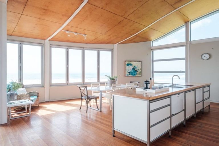 Photo of property in 18 Pare Street, Wainui, Gisborne, 4010