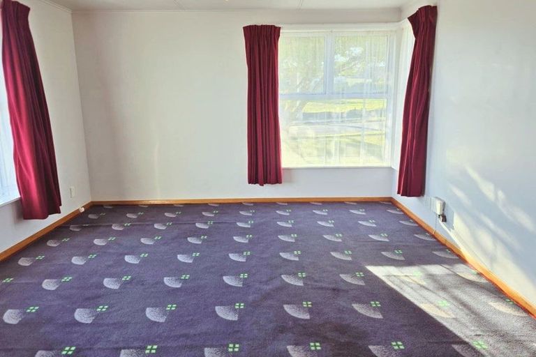 Photo of property in 9 Castor Crescent, Cannons Creek, Porirua, 5024
