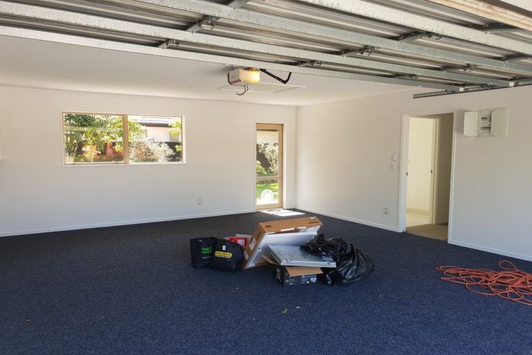 Photo of property in 2 Tanu Place, Parklands, Christchurch, 8083