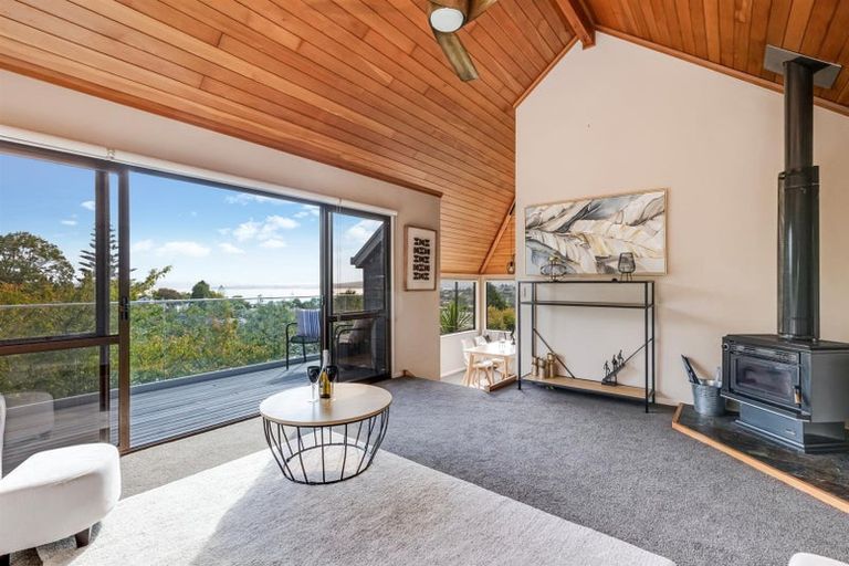 Photo of property in 2/54 Alexander Street, Cockle Bay, Auckland, 2014