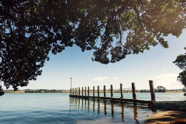 Photo of property in 2 Dame Nganeko Drive, Glenbrook, 2681