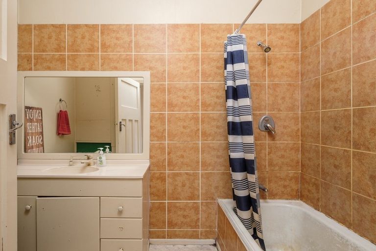 Photo of property in 2 Kennedy Street, Mangapapa, Gisborne, 4010