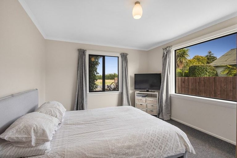 Photo of property in 27 Leeston Dunsandel Road, Dunsandel, 7682