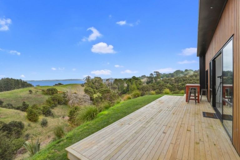 Photo of property in 989 Te Papatapu Road, Raglan, 3894