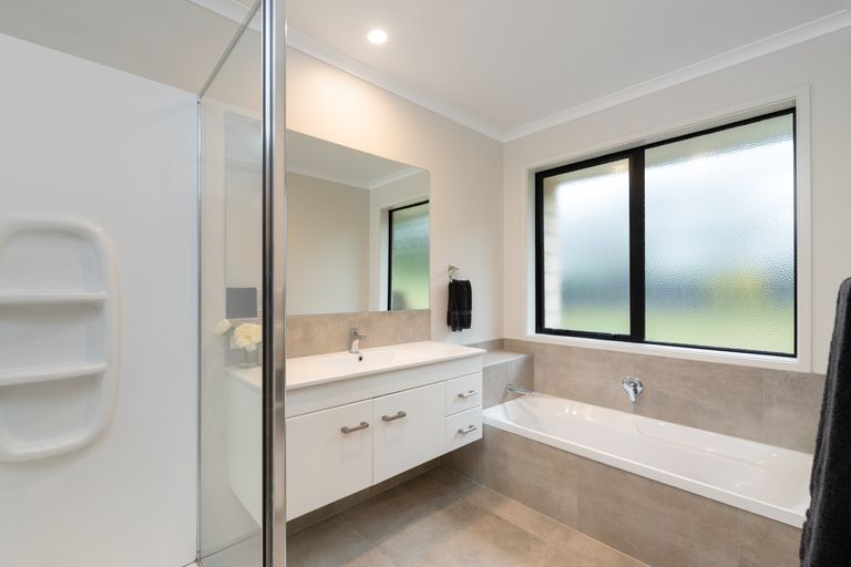 Photo of property in 11 Bernies Way, Ohauiti, Tauranga, 3112