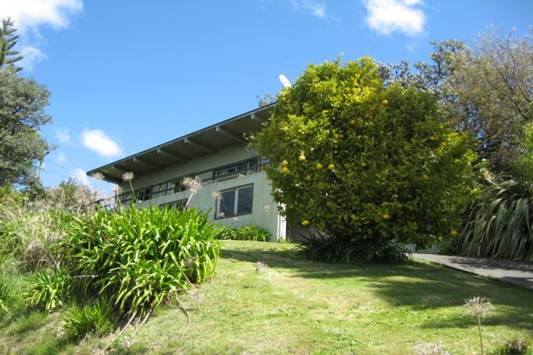 Photo of property in 35 Dorset Street, Picton, 7220