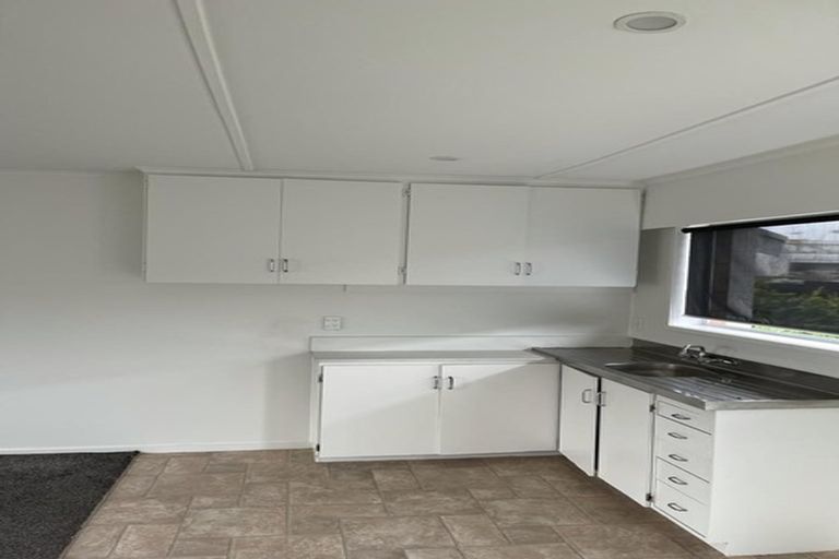 Photo of property in 14 Omana Road, Papatoetoe, Auckland, 2025