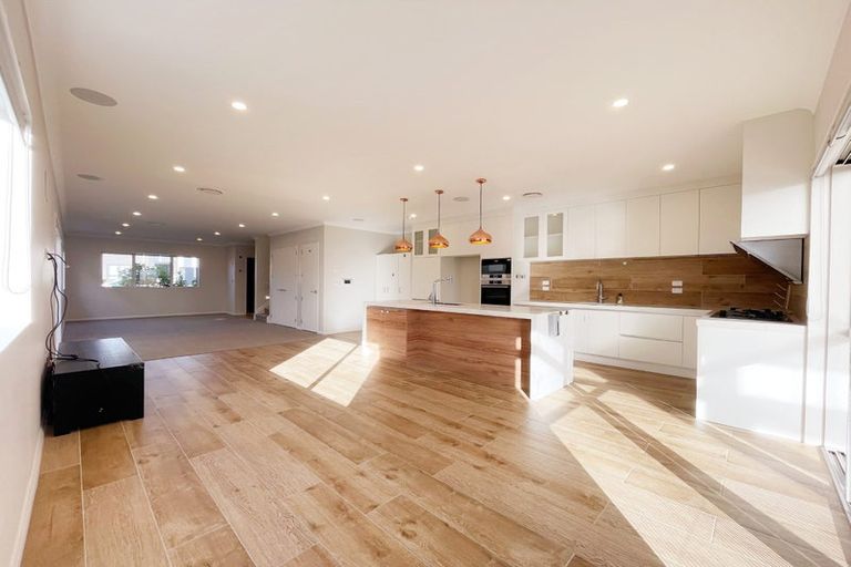 Photo of property in 8 Greenan Drive, Flat Bush, Auckland, 2019