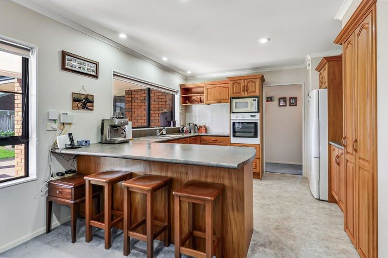 Photo of property in 10 Guildford Place, Rototuna North, Hamilton, 3210