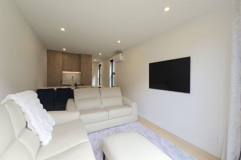 Photo of property in 33 Ryan Loop, Jacks Point, 9371