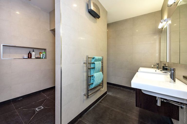 Photo of property in 28 Oakgrove Drive, Rangiora, 7400