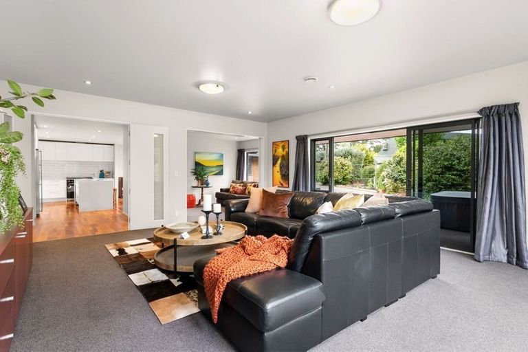 Photo of property in 18 Selkirk Place, Marshland, Christchurch, 8051