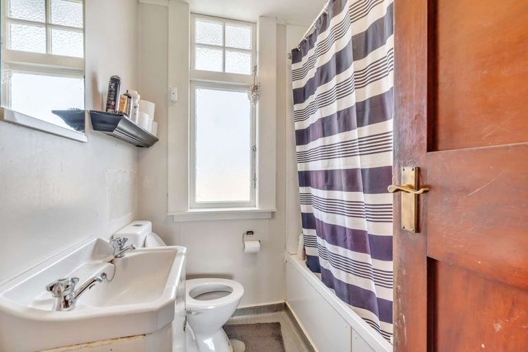 Photo of property in 14 Ruawai Wharf Road, Ruawai, 0530