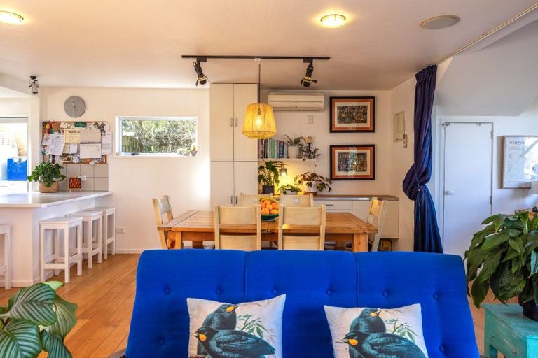 Photo of property in 3 George Street, Surfdale, Waiheke Island, 1081