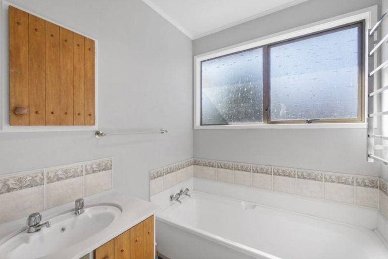 Photo of property in 5 Homestead Place, Glenview, Hamilton, 3206