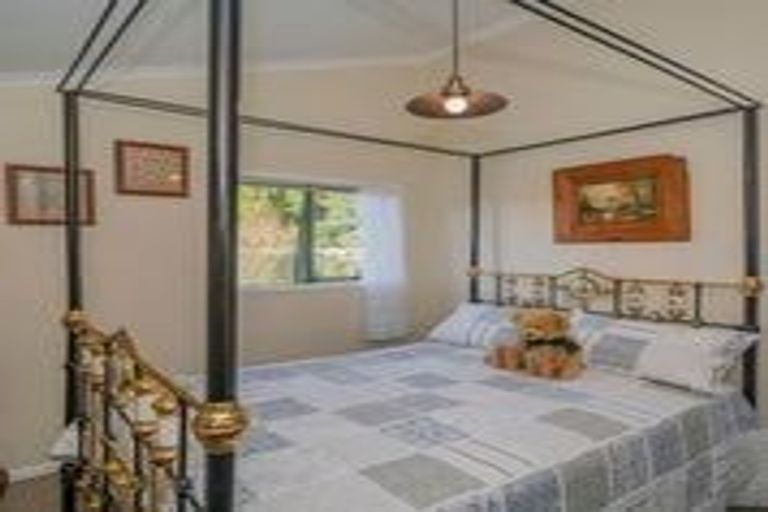 Photo of property in 11 Patton Place, Tairua, 3508