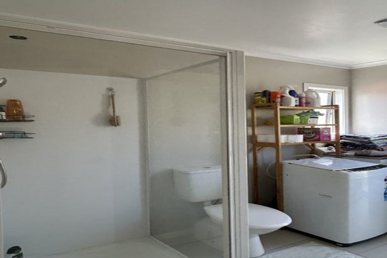 Photo of property in 33 Aparima Avenue, Miramar, Wellington, 6022