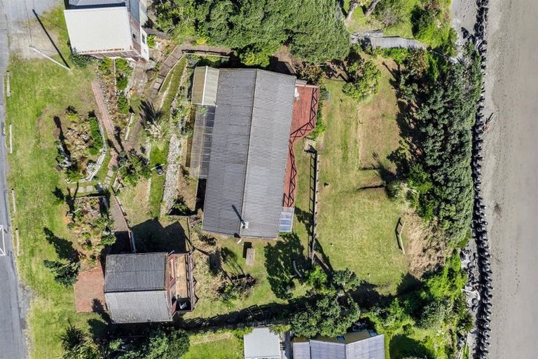 Photo of property in 82 Ames Street, Paekakariki, 5034