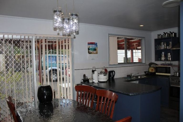 Photo of property in 19 Clyma Place, Massey, Auckland, 0614