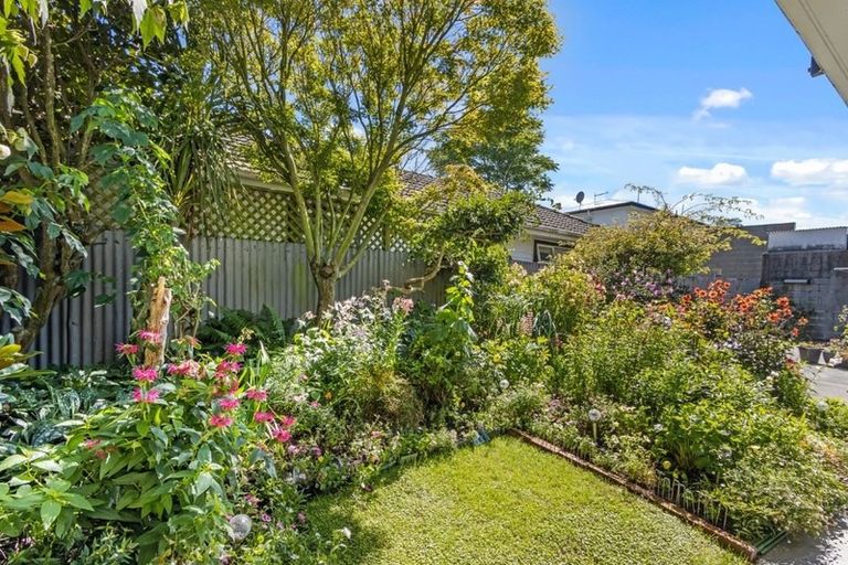 Photo of property in 2/34 Tonbridge Street, Merivale, Christchurch, 8014