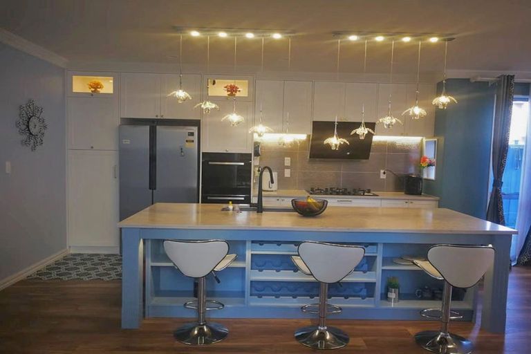 Photo of property in 11 Agnew Place, Albany, Auckland, 0632