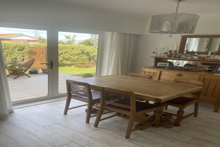 Photo of property in 1/11 Northumberland Avenue, Hauraki, Auckland, 0622