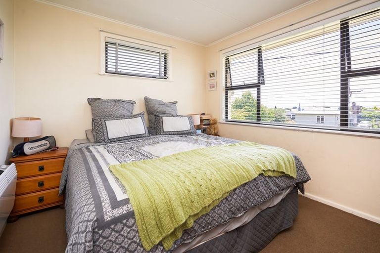 Photo of property in 19 Given Street, Havelock North, 4130