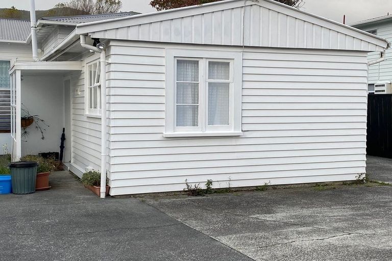 Photo of property in 125-127 Bell Road, Waiwhetu, Lower Hutt, 5010