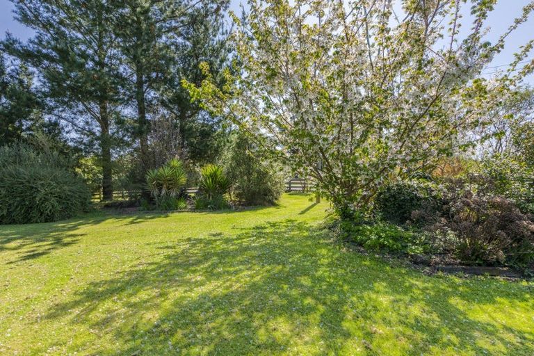 Photo of property in 37 Buckland Street, Tikokino, Waipawa, 4273