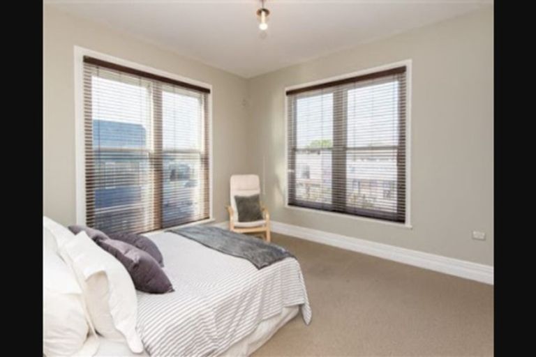Photo of property in 913 Colombo Street, Christchurch Central, Christchurch, 8013
