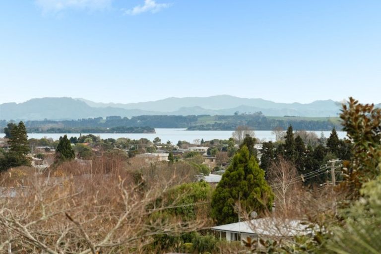 Photo of property in 16 Highmore Place, Brookfield, Tauranga, 3110