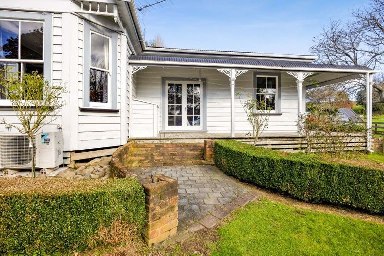 Photo of property in 295 Skinner Road, Bird Road, Stratford, 4393