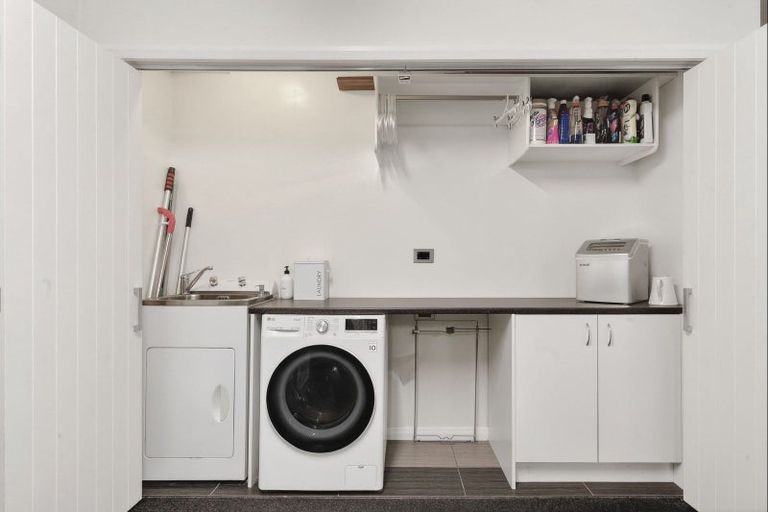 Photo of property in 28 Commodore Place, Britannia Heights, Nelson, 7010