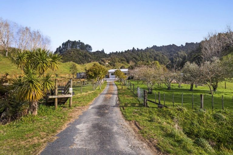 Photo of property in 186 Uruti Road, Uruti, Urenui, 4378