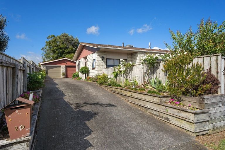Photo of property in 20 Tawari Street, Inglewood, 4330